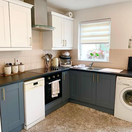 Three-Bedroom Home In Tulfarris Village, Wicklow ブレッシントン エクステリア 写真