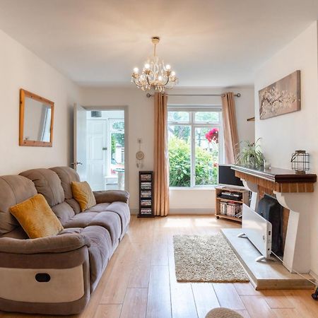 Three-Bedroom Home In Tulfarris Village, Wicklow ブレッシントン エクステリア 写真