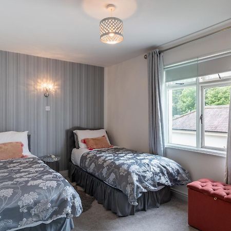 Three-Bedroom Home In Tulfarris Village, Wicklow ブレッシントン エクステリア 写真