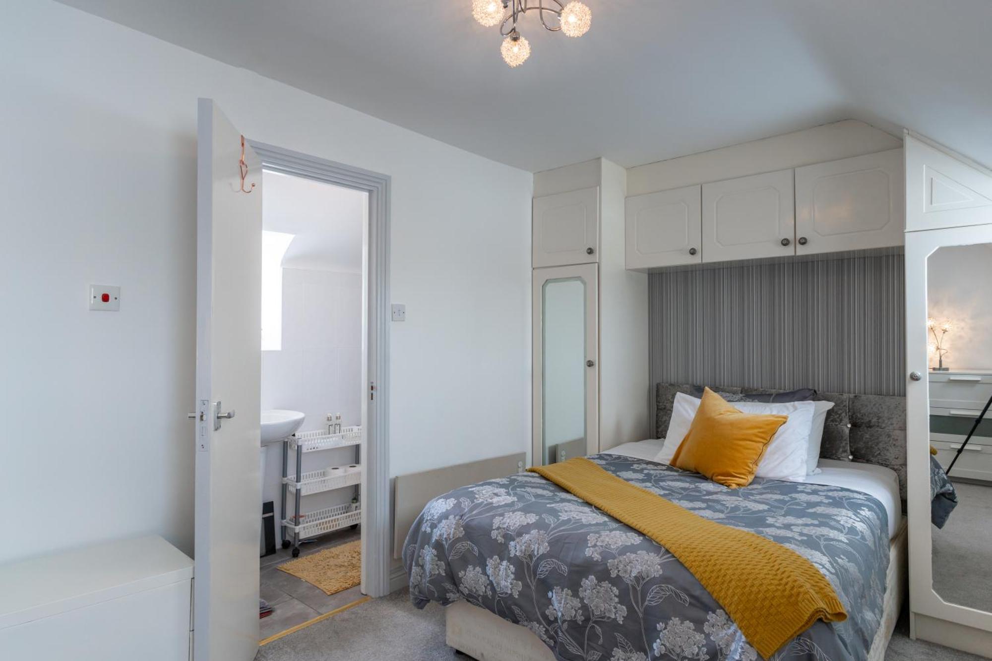 Three-Bedroom Home In Tulfarris Village, Wicklow ブレッシントン エクステリア 写真